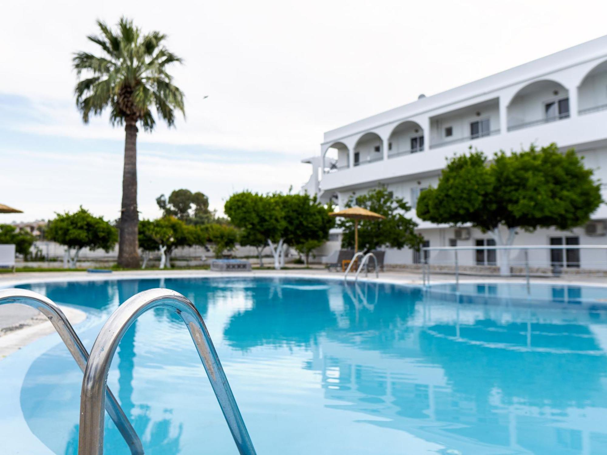 Manos Pension Faliraki Exterior foto