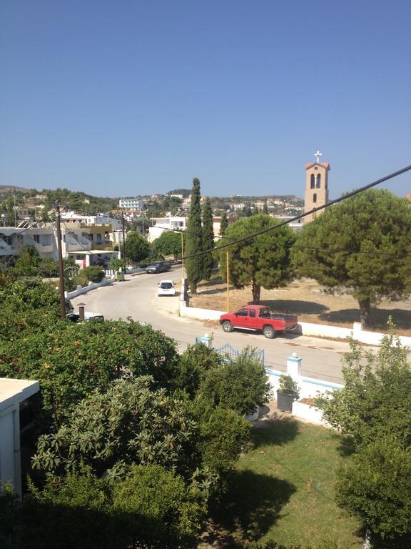 Manos Pension Faliraki Quarto foto