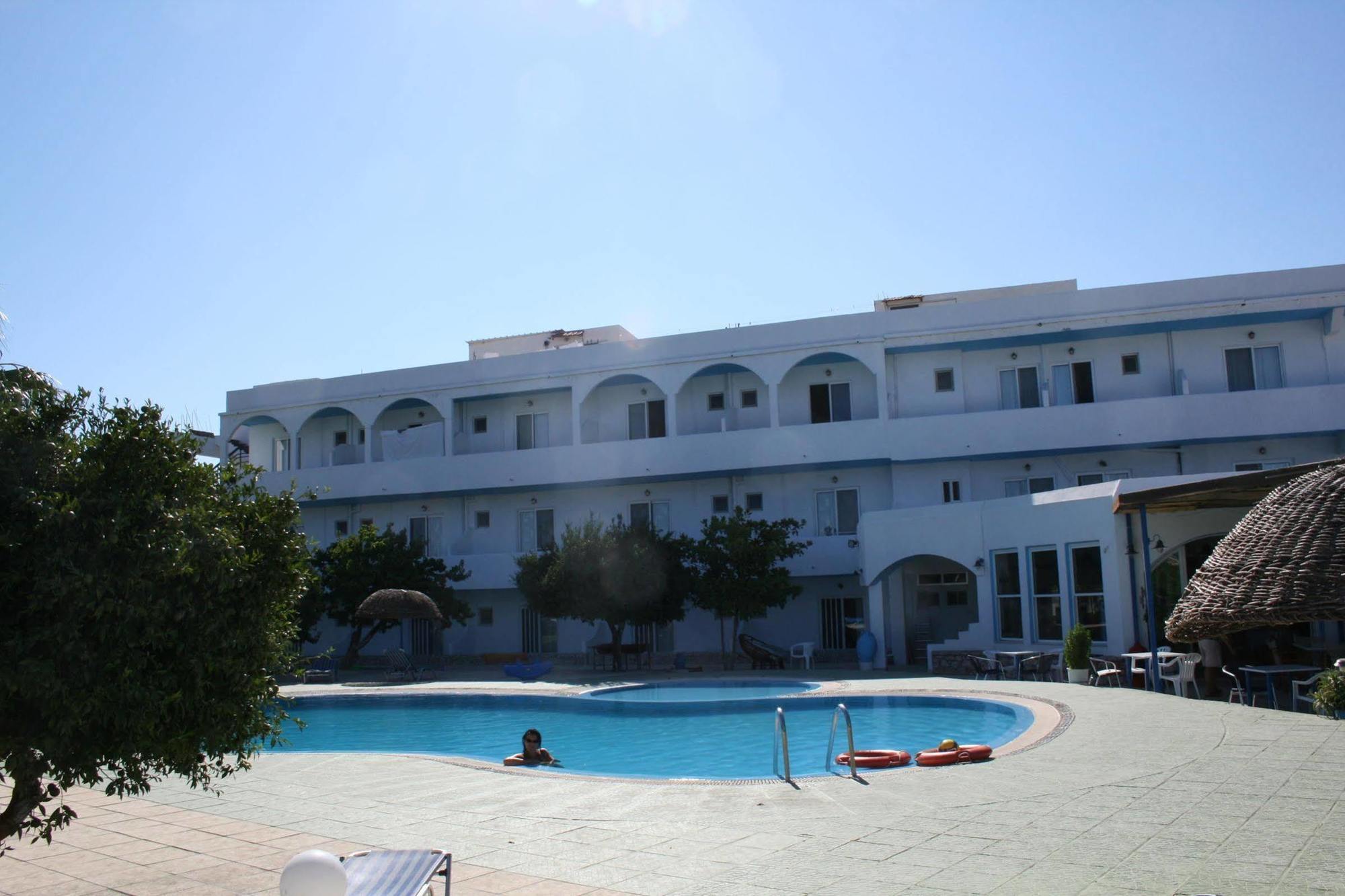 Manos Pension Faliraki Exterior foto