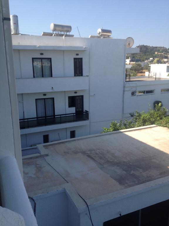 Manos Pension Faliraki Exterior foto
